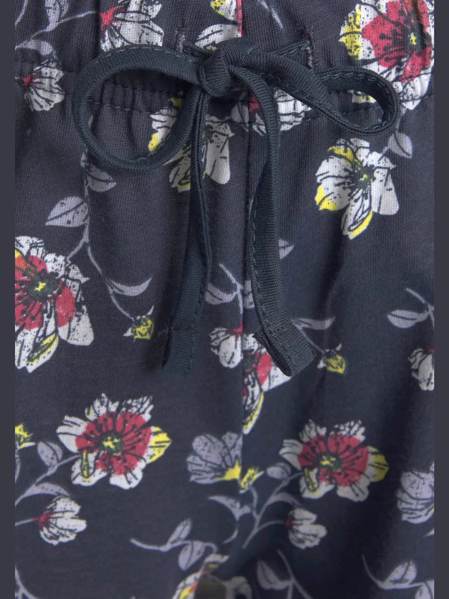 Ensemble of pyjamas short with t-shirt and shorts